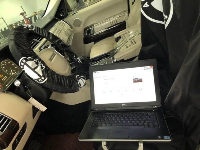 Test xe miễn phí tại Tom Autos Center làm xe bằng cả trái tim.